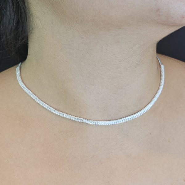 Choker malha laminada com pedras baguete cristal - Image 3