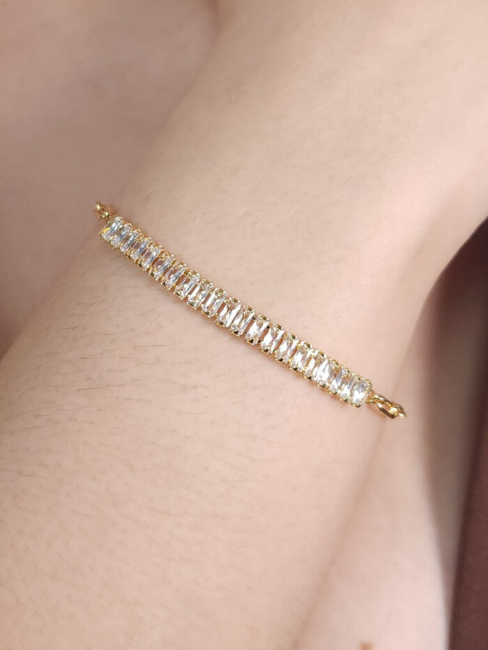 Pulseira baguete com elos vazados