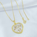 Gargantilha mae com pezinhos