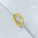 Aliança boleada dourada