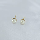 Brinco infantil pérola com borda detalhada IVOPITA