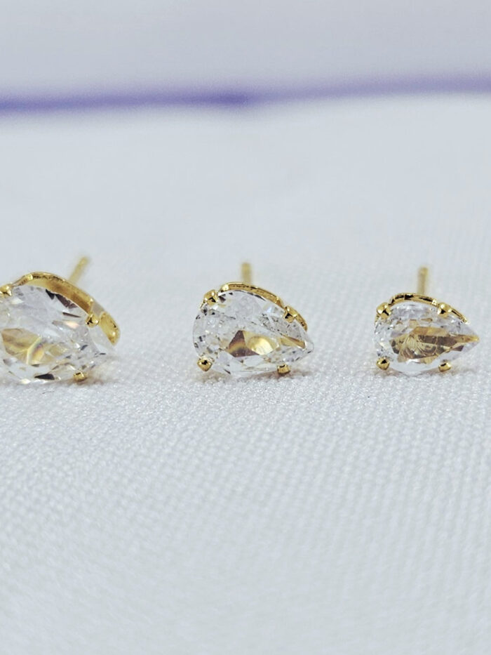 Trio gota detalhado pedra cristal