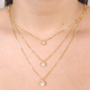 Gargantilha tripla pedras gota cristal