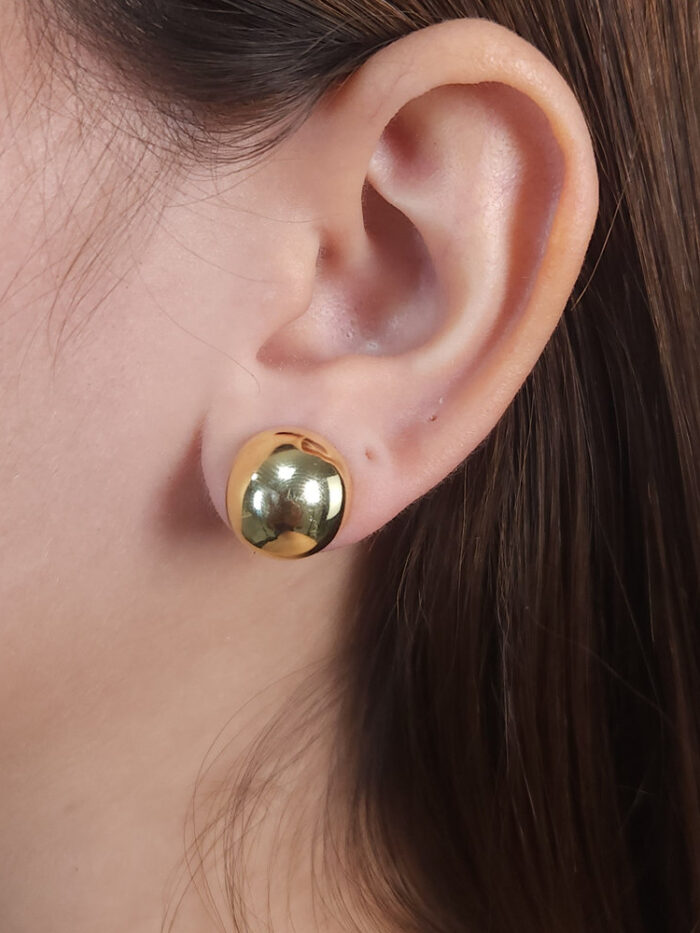 Brinco redondo dourado