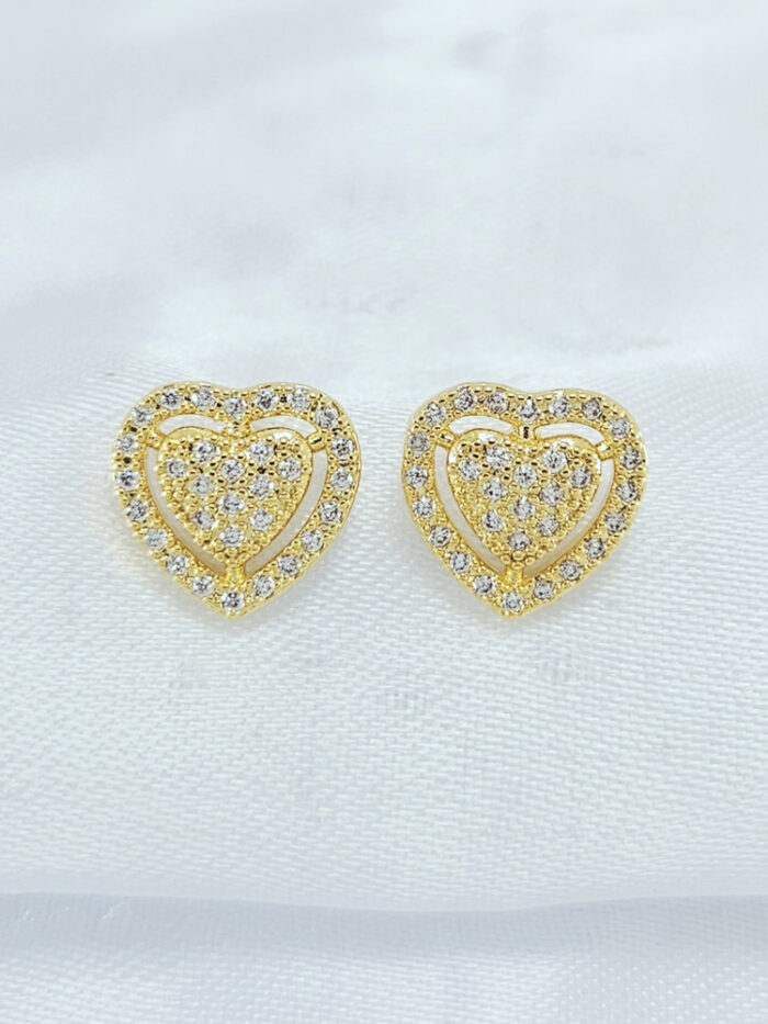 Brinco coração duplo cravejado