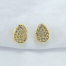 Brinco gota cravejada detalhe vazado