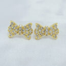 Brinco laço cravejado em zircônia