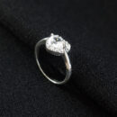 Anel coração pedra cristal fio cravejado