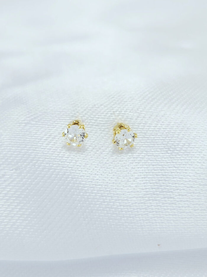 Brinco ponto de luz pequeno