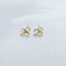 Brinco infantil cacho de uva pérolada Ivo Pita