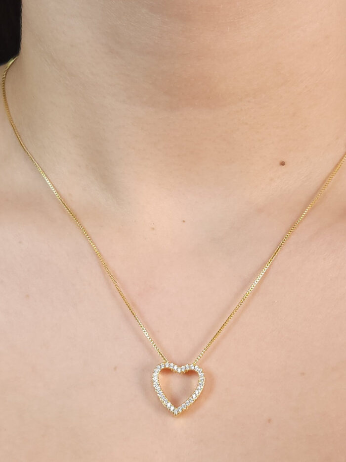 Gargantilha coração cravejado