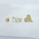 Trio de brincos ponto de luz, coração cravejado e fio corações cristal