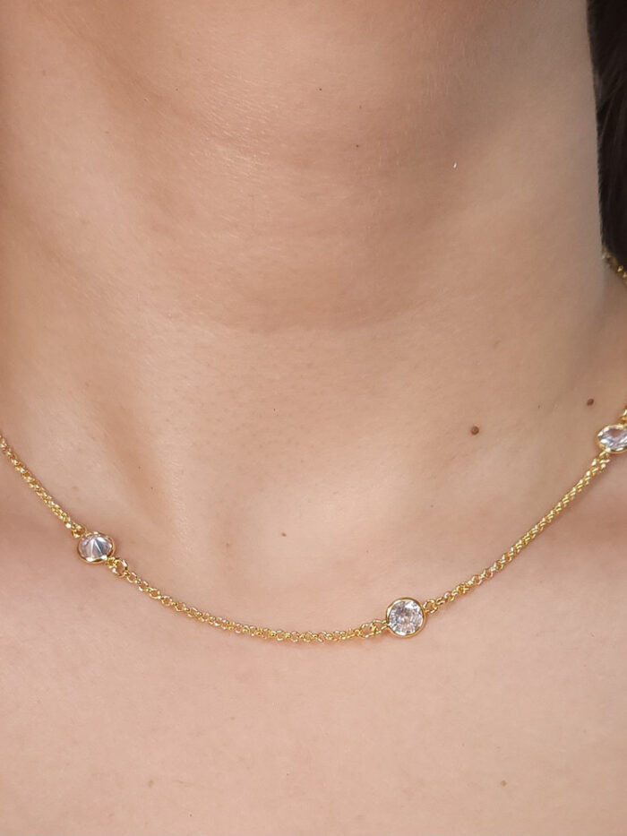 Gargantilha chocker elos português com pontos de luz