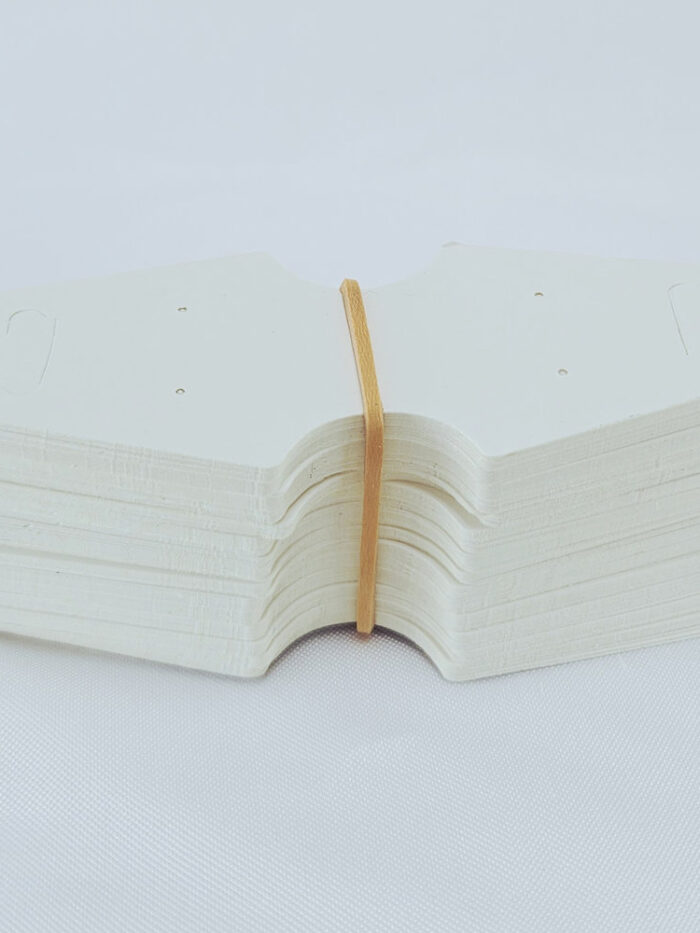 Tags para cordão e conjunto Branco M