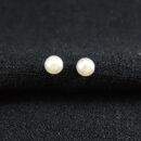 Brinco pérola com base prata