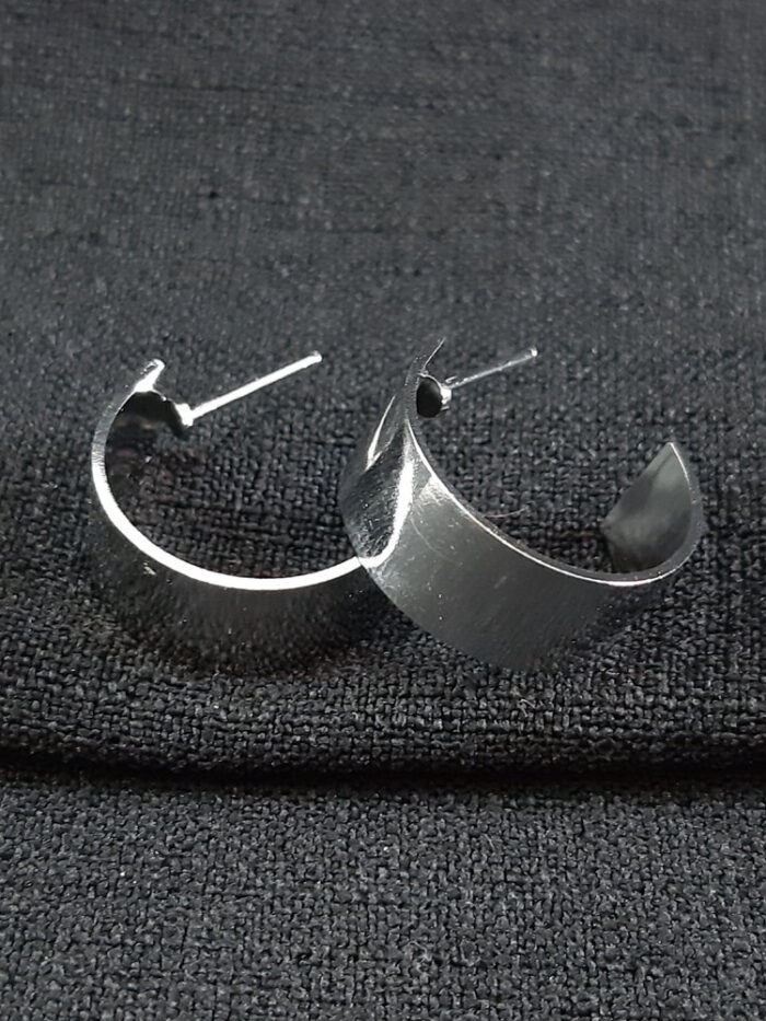 Argola faixa quadrada chapeado