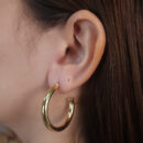 Brinco argola tubo liso dourado