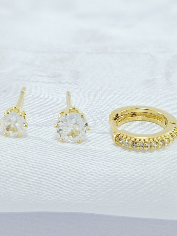 Trio de brincos pontos de luz e argolinhas cravejado