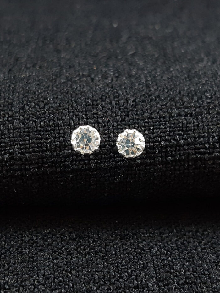 Brinco infantil ponto de luz  ivo pita