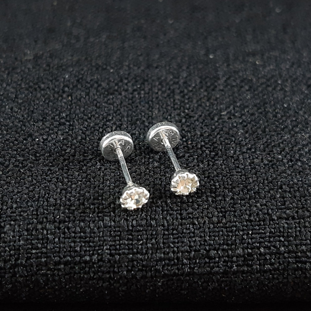 Brinco infantil ponto de luz ivo pita - Imagem 2