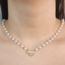 Gargantilha pérola com coração nome FÉ