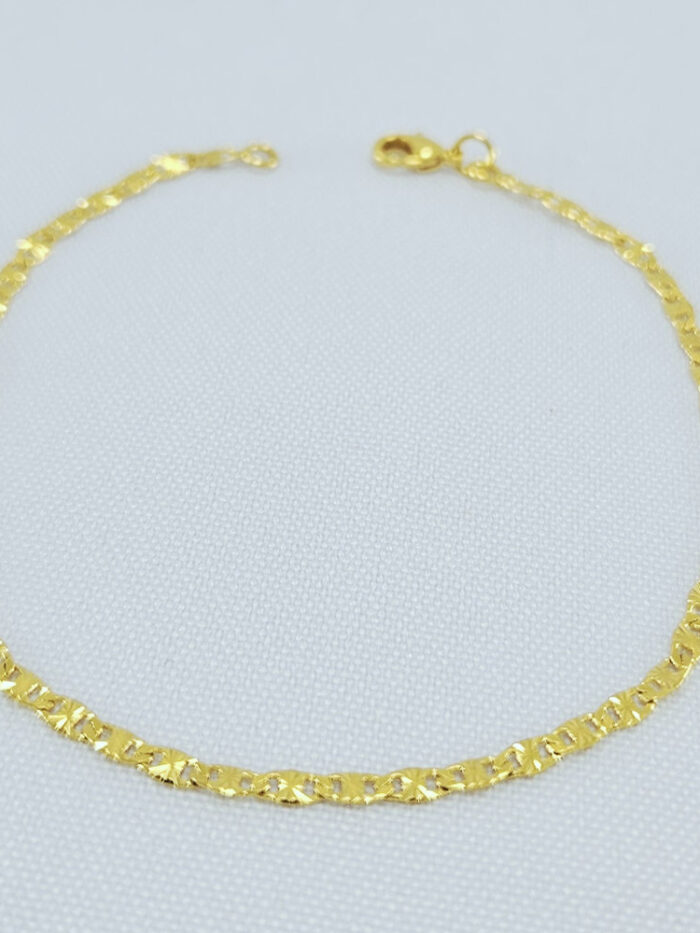 Pulseira masculina elo piastrine detalhado