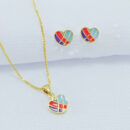 Conjunto infantil coração detalhado colorido