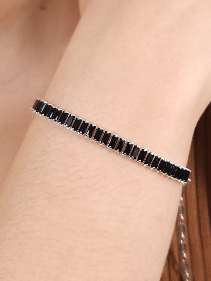 Pulseira pedra baguete preta