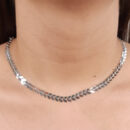 Choker estilo seta prateada