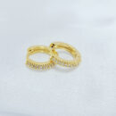 Brinco argola fio cravejado