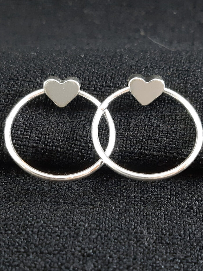 Brinco base coração com fio liso