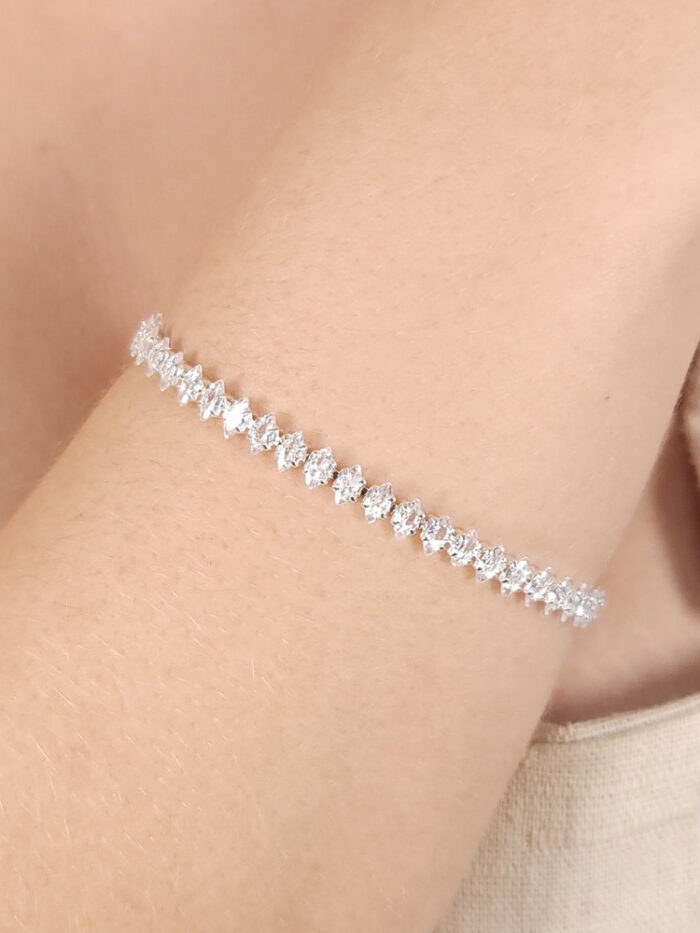 Pulseira riviera com pedras navetes