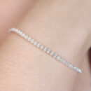 Pulseira cristais detalhados