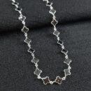 Gargantilha chocker trevo preto