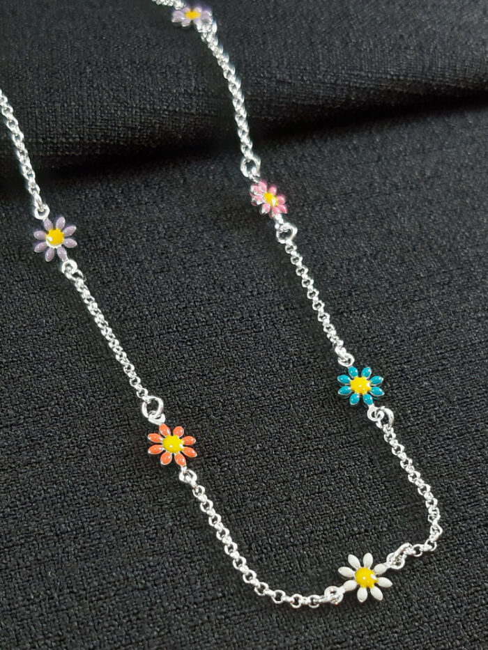 Gargantilha chocker com flor esmaltado colorido