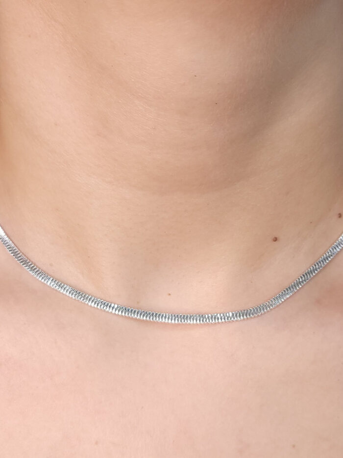 Gargantilha chocker malha