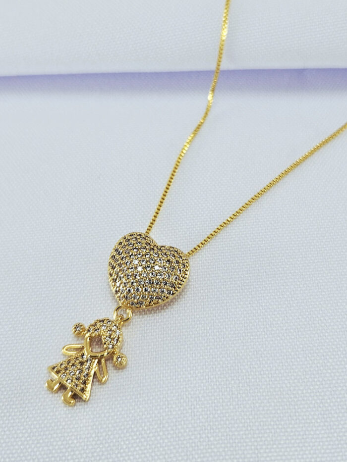 Gargantilha coração cravejado menina