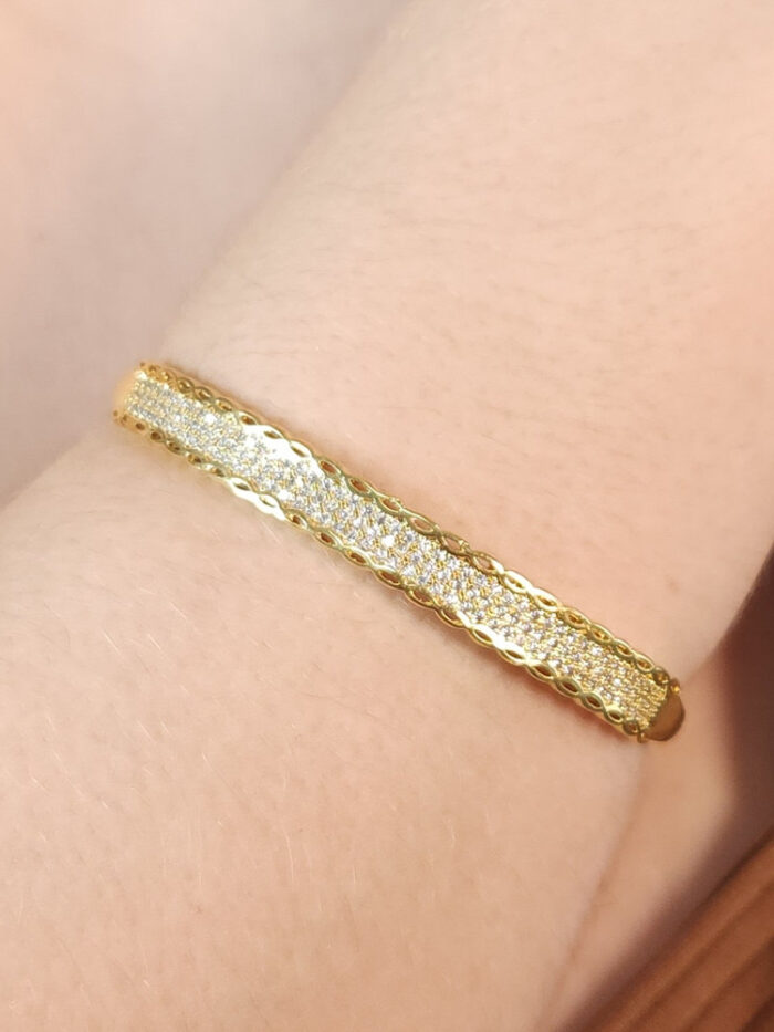 Bracelete faixa cravejada