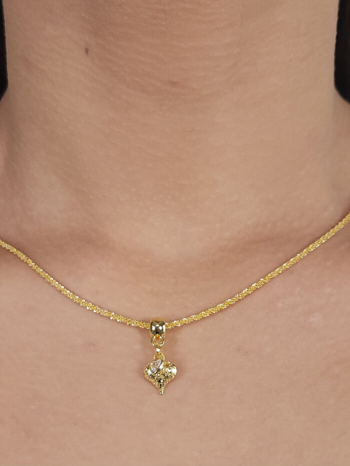 Gargantilha chocker coração fosco com pingente cristal