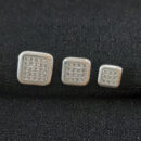 Trio de brincos quadrado cravejado com borda lisa