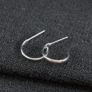 Argola fio quadrado prateado