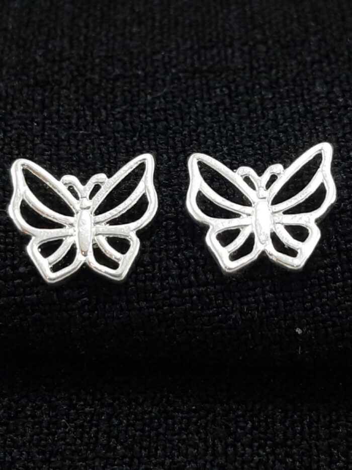 Brinco borboleta vazada