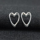 Brinco coração vazado