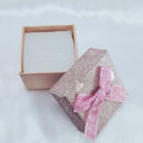 Caixinha para anel brilhante com detalhe coração