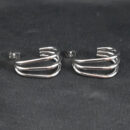 Brinco argola aberta formato três fios