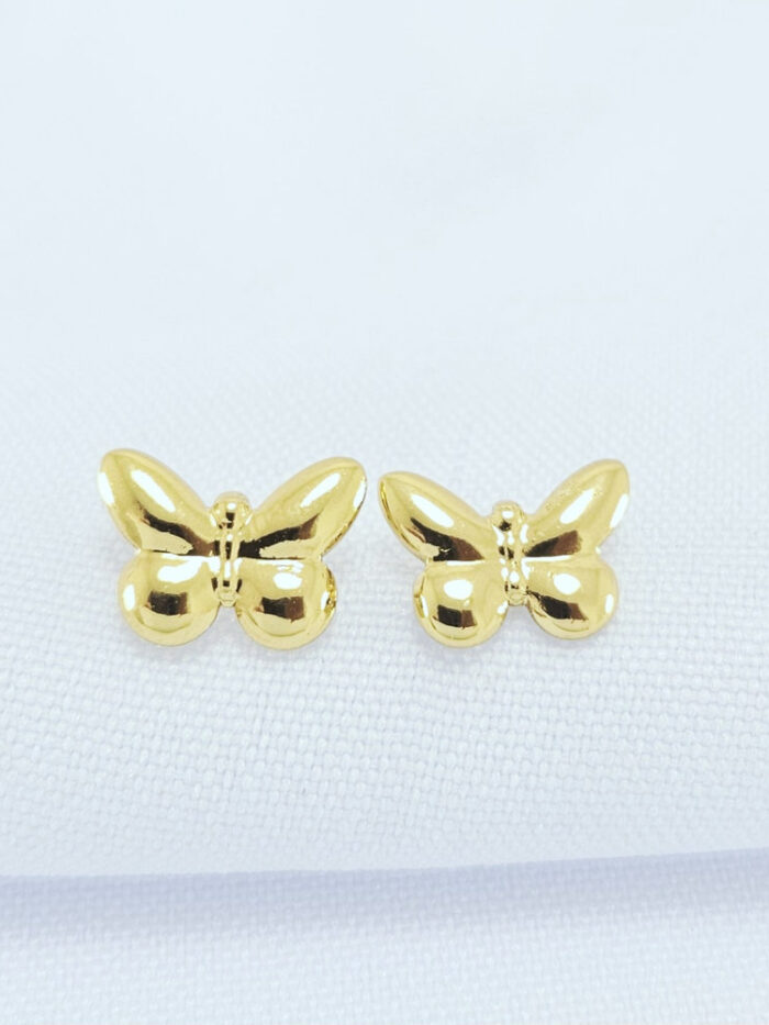 Brinco borboleta minimalista liso