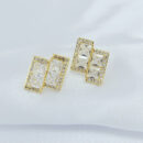 Brinco retangular duplo pedra cristal