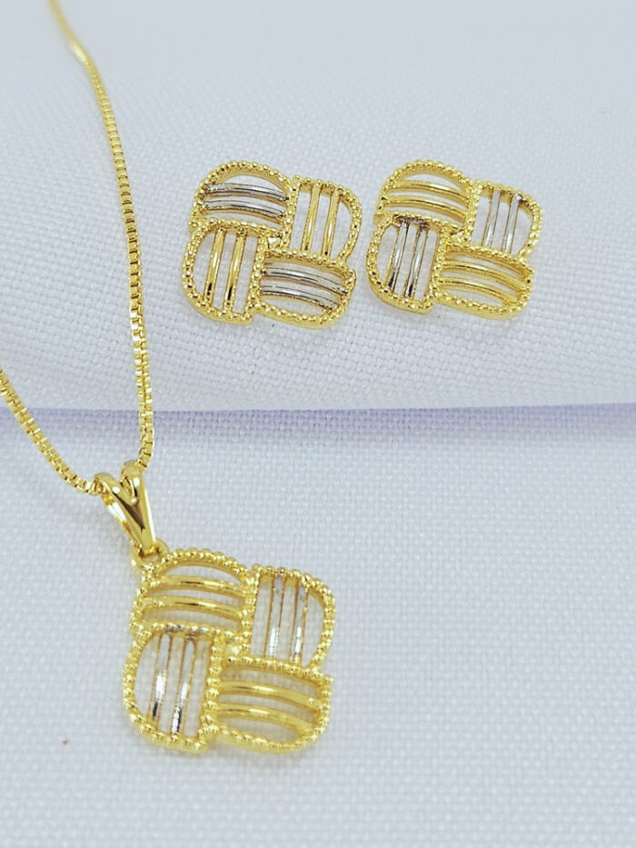 Conjunto fios vazados detalhados