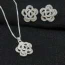 Conjunto flor vazado cravejado