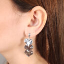 Brinco coração triplo detalhe martelado